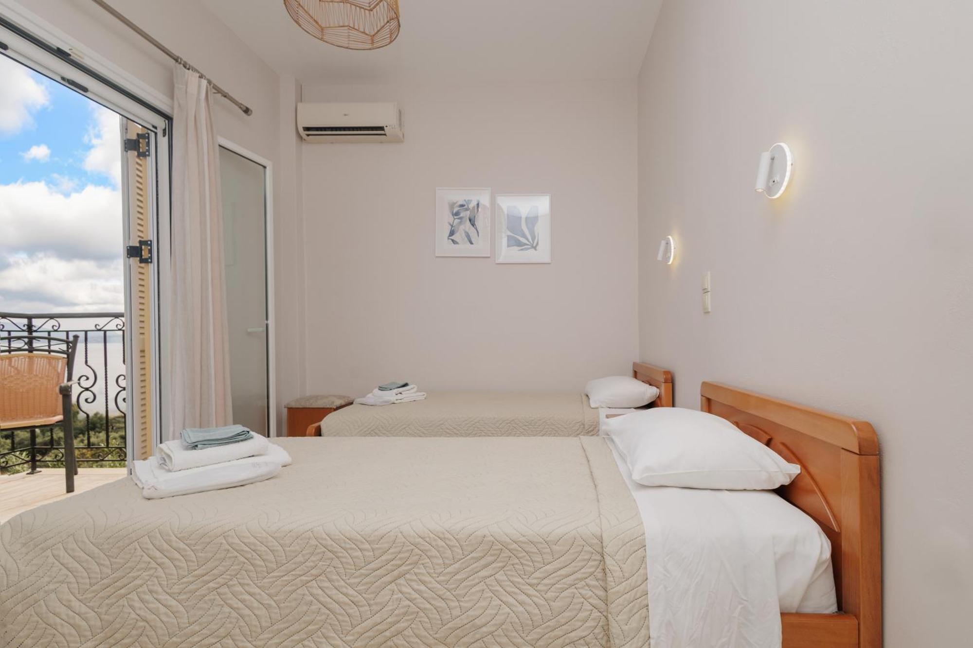Butterfly Barbati Apartments Exterior photo